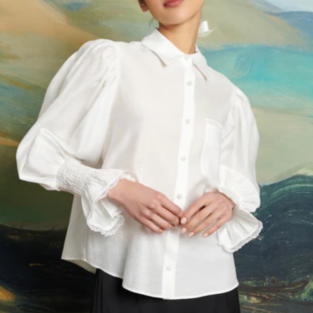 Sister Jane Top Cream Blouse with Lace Accents size 6